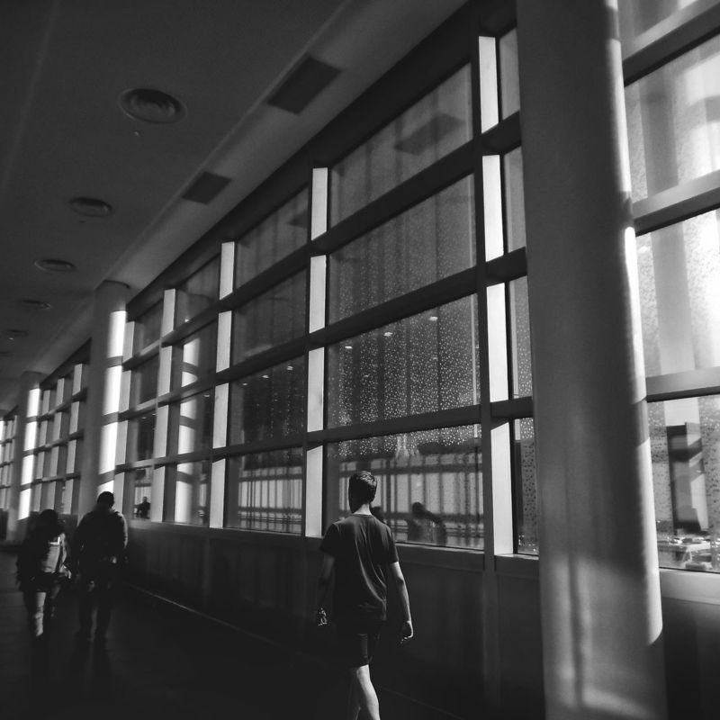 Corredor фото превью