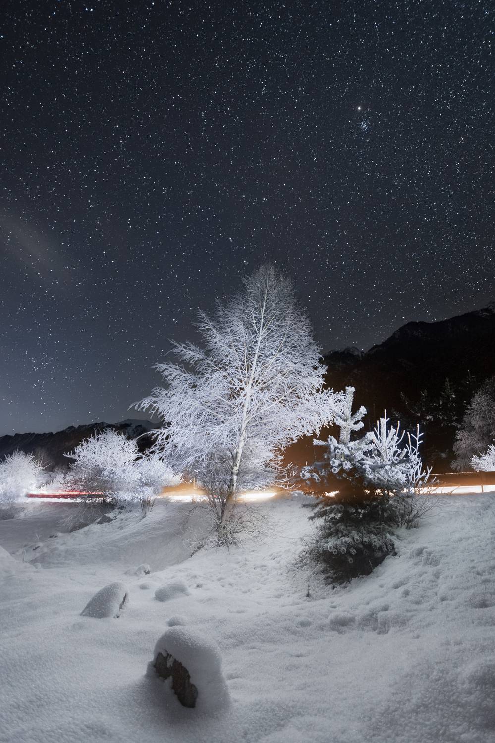 Ночь, горы, звезды, млечный путь, ночной пейзаж, астрофотография, кавказ, Приэльбрусье, деревья, зима, Влад Рябинин
