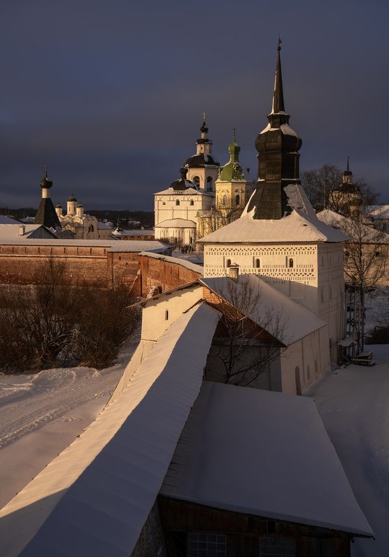 кирилло-белозерский монастырь, кириллов, вологодская область, зима Погожий зимний день фото превью