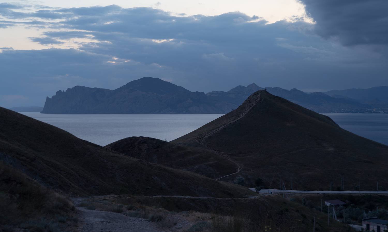 Россия, Крым, бухта Провато, посёлок Орджоникидзе, Кара-Даг, закат, Киммерия, Гаврилов Юрий