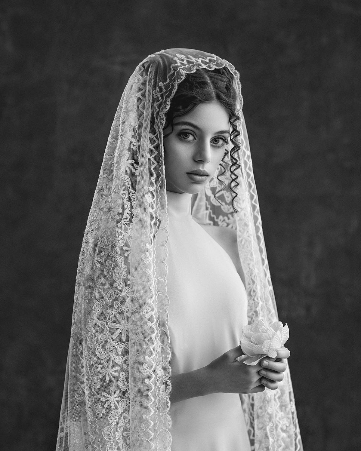 , Елена Михайлова