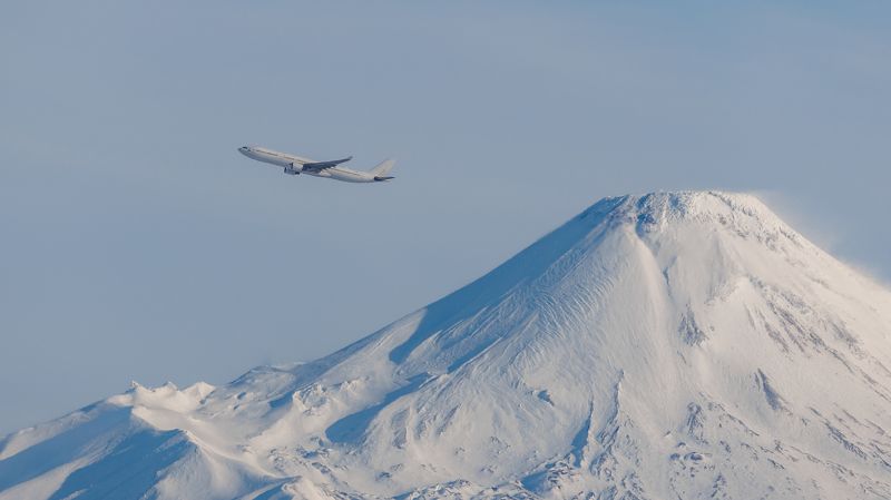 взлет, аэрофлот, вулкан, камчатка, елизово, петропавловск-камчатский Набор высоты фото превью