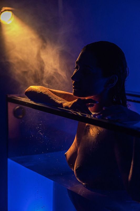 аквариум, ню, вода, дым, Новосибирск, капли, Михаил Решетников  ню фотосессия в аквариуме фото превью