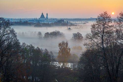 Октябрьский восход
