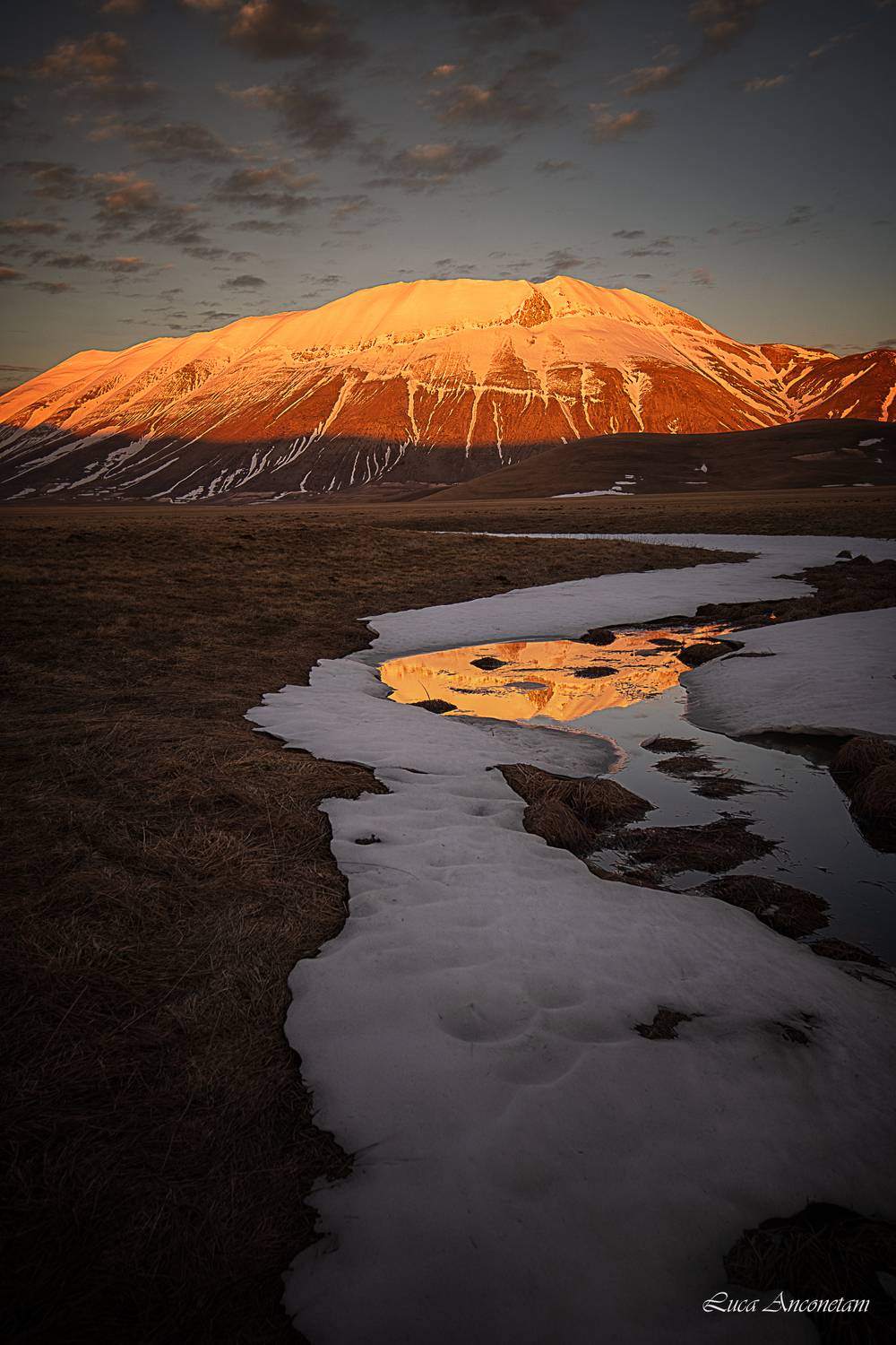 winter umbria castelluccio italy reflex vettore sibillini, Anconetani Luca