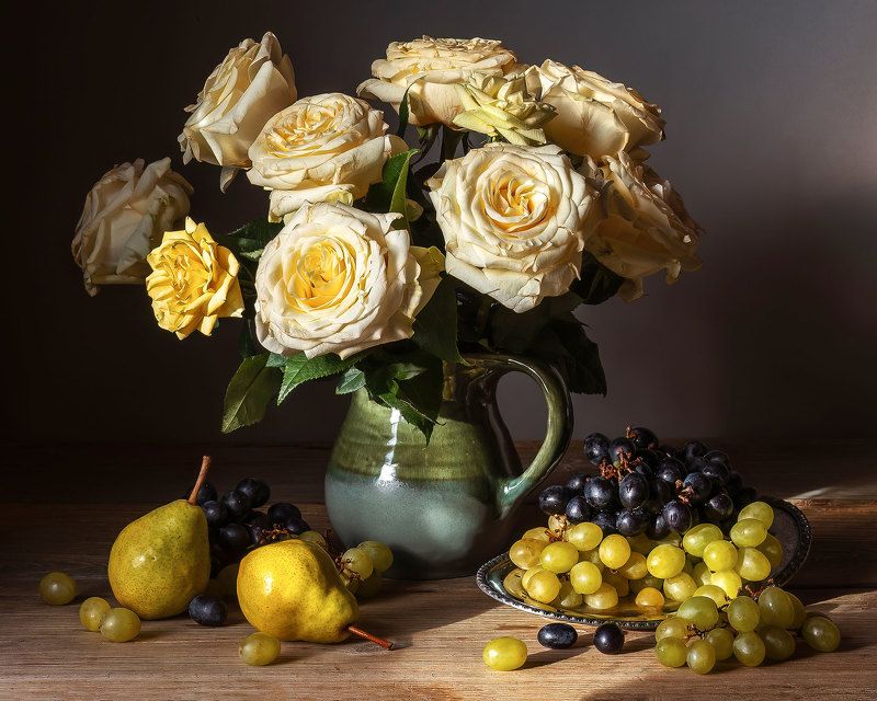 Roses and Grapes фото превью