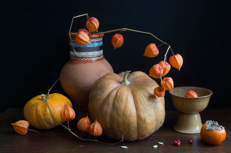 Тыквы и физалис фото превью