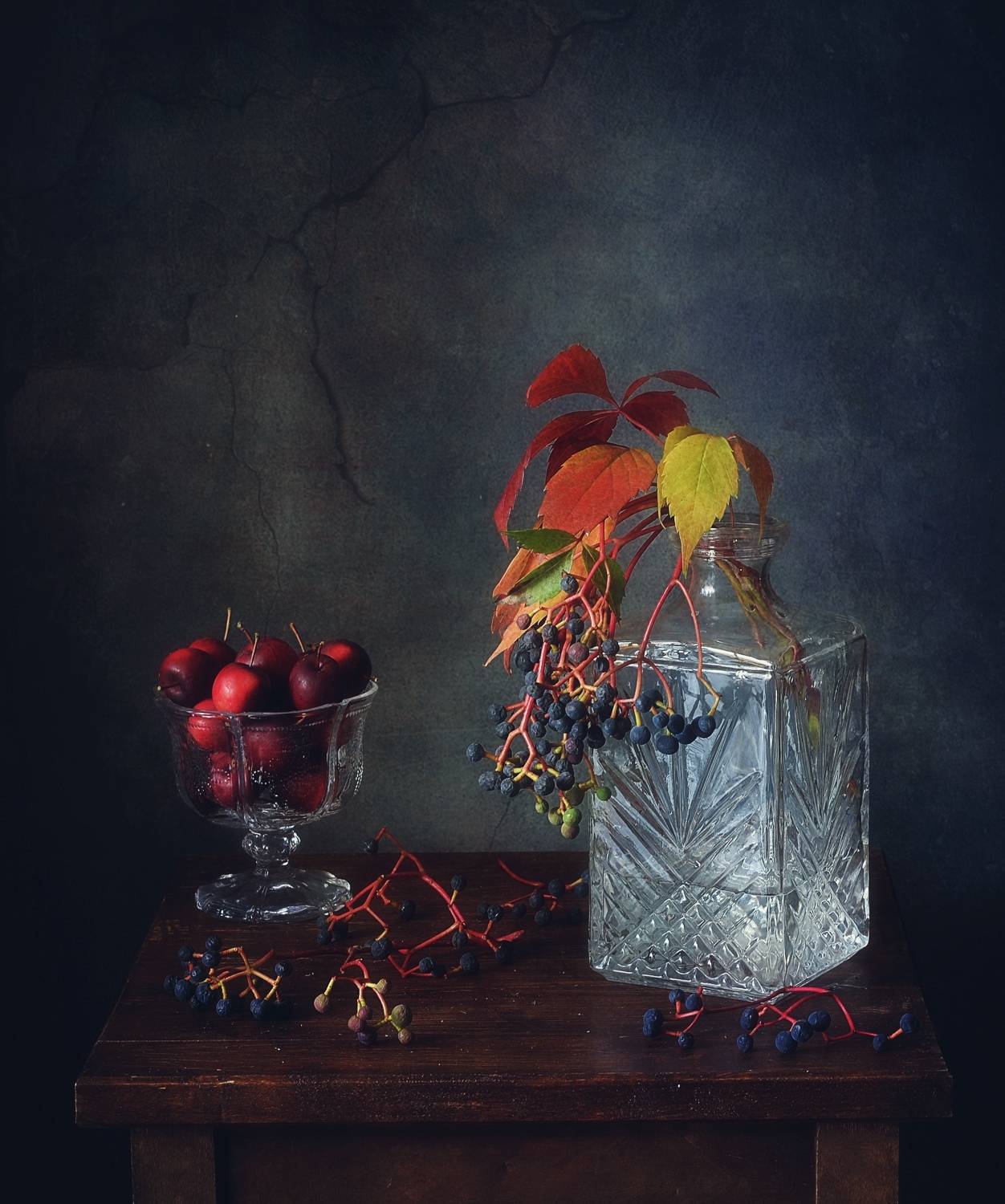 натюрморт,виноград,яблоки,ранетки,стекло,осень, Наталия К