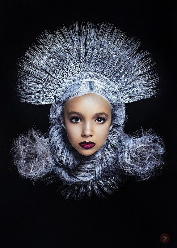 Портрет, девочка, лицо, взгляд, красота, волосы, косы, украшения, колоски, серебро *** фото превью