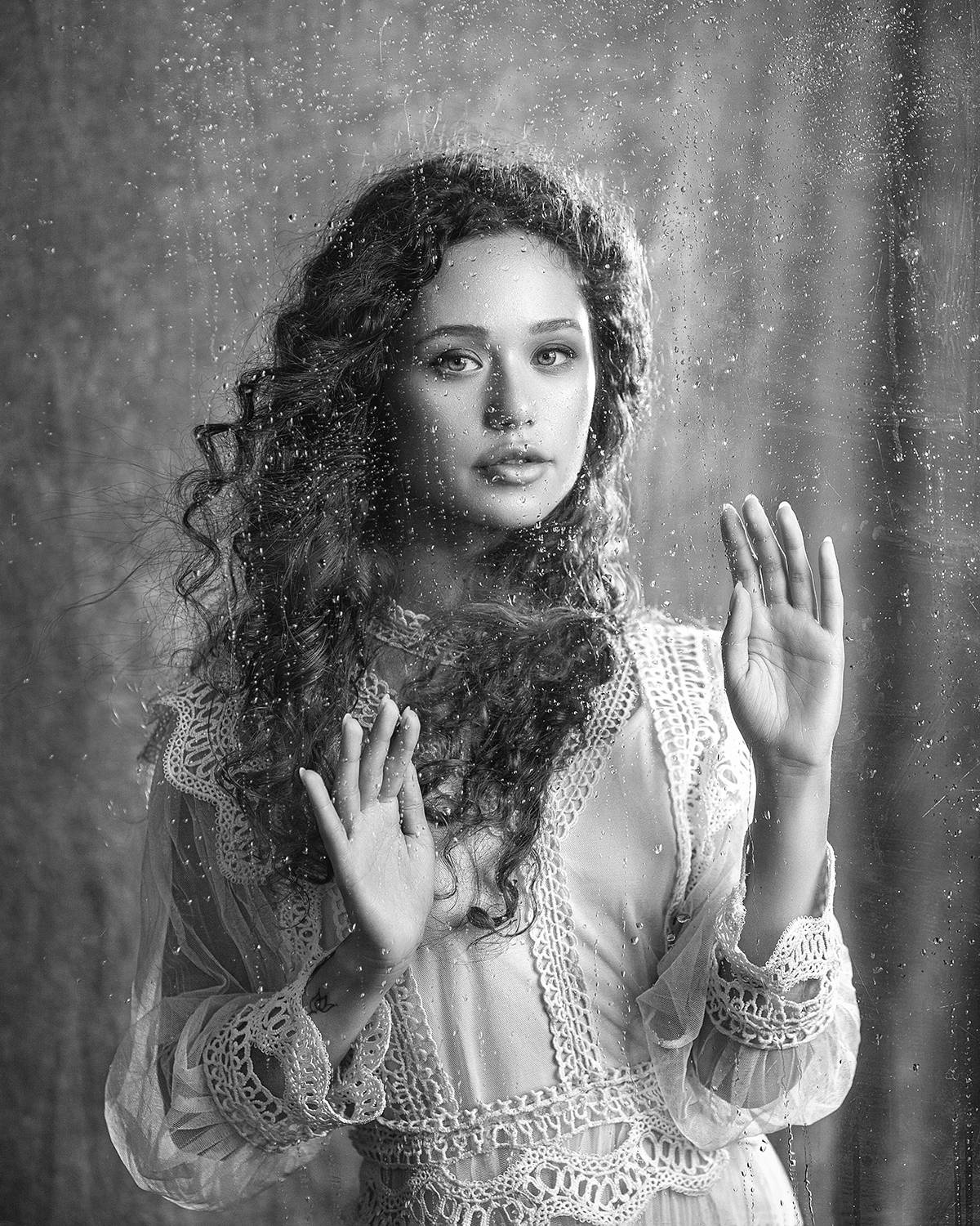 , Елена Михайлова