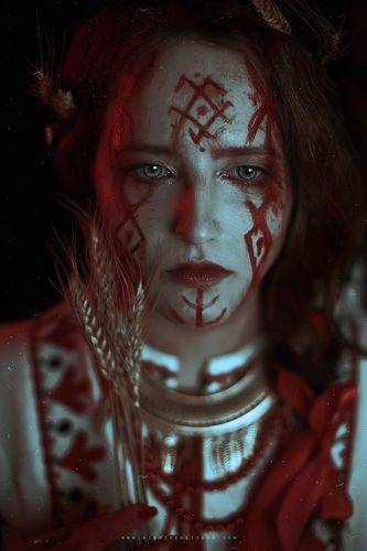 Р у с с к а я   к р о в ь  