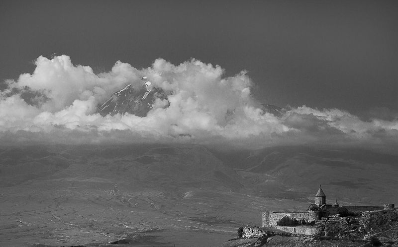 армения, гора арарат. Армения. Выглядывал Арарат. фото превью