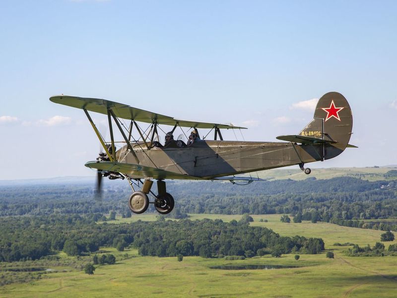 авиация По-2 Старый самолет Air toAir Летающая легенда в небе! фото превью