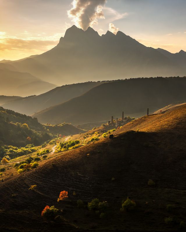 кавказ, горы, ингушетия, пялинг, башня, башни, осень в горах, горная дорога, закат, закат в горах Закат в долине фото превью