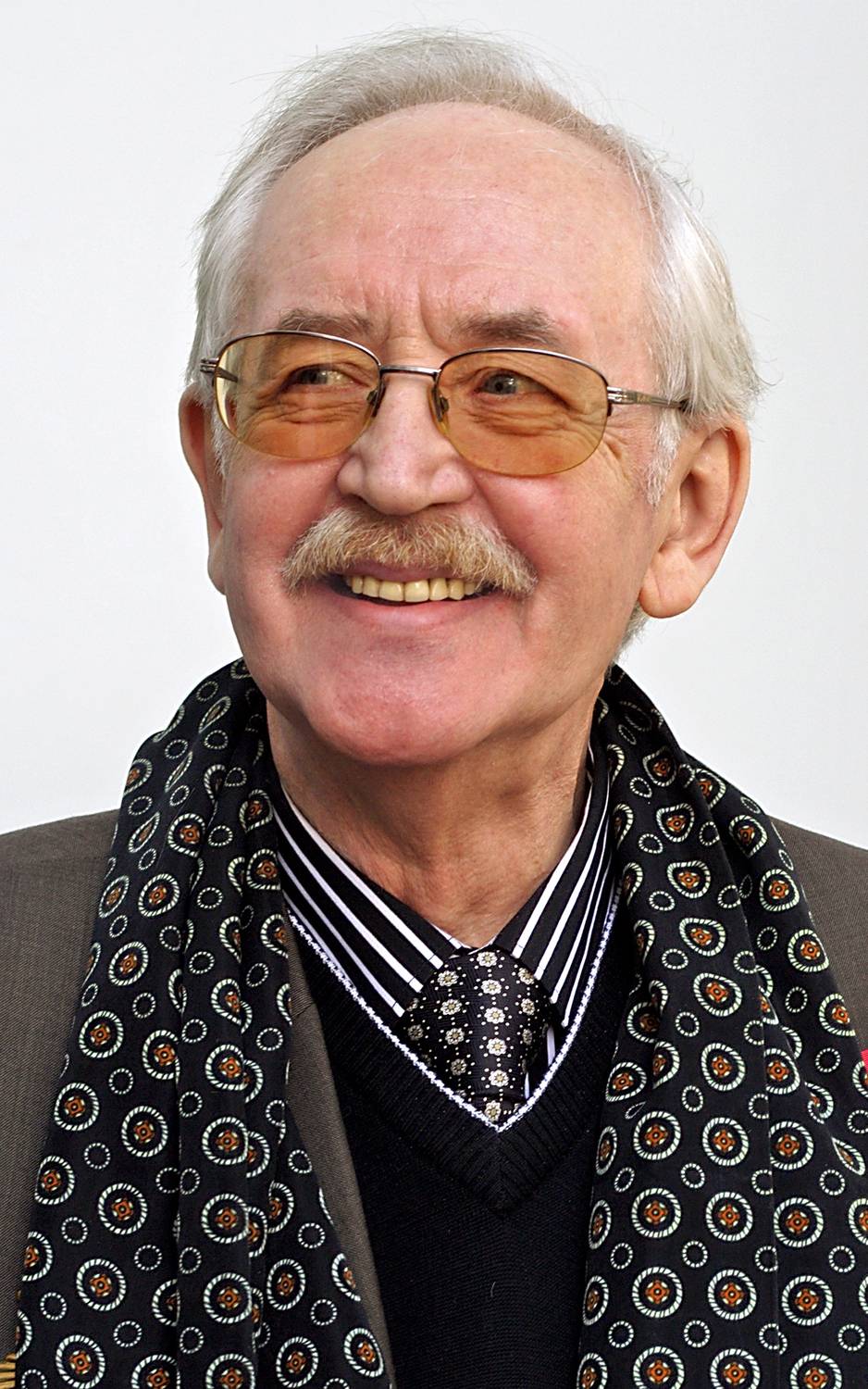 , Андрей Петросян