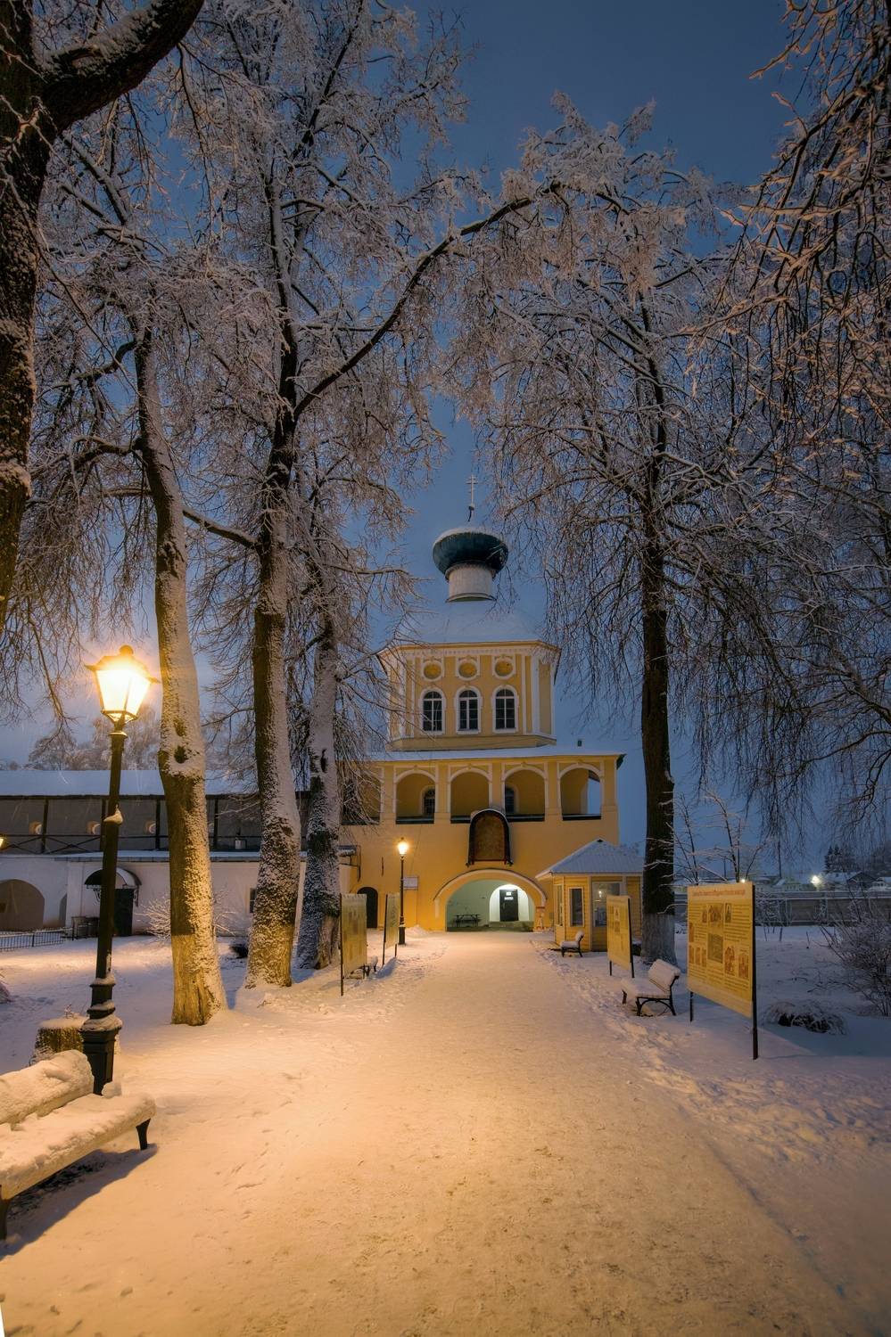 снег вечер свет церковь храм, Igor Shishpanov