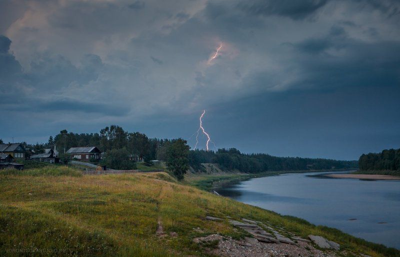 Важская запань. Гроза фото превью