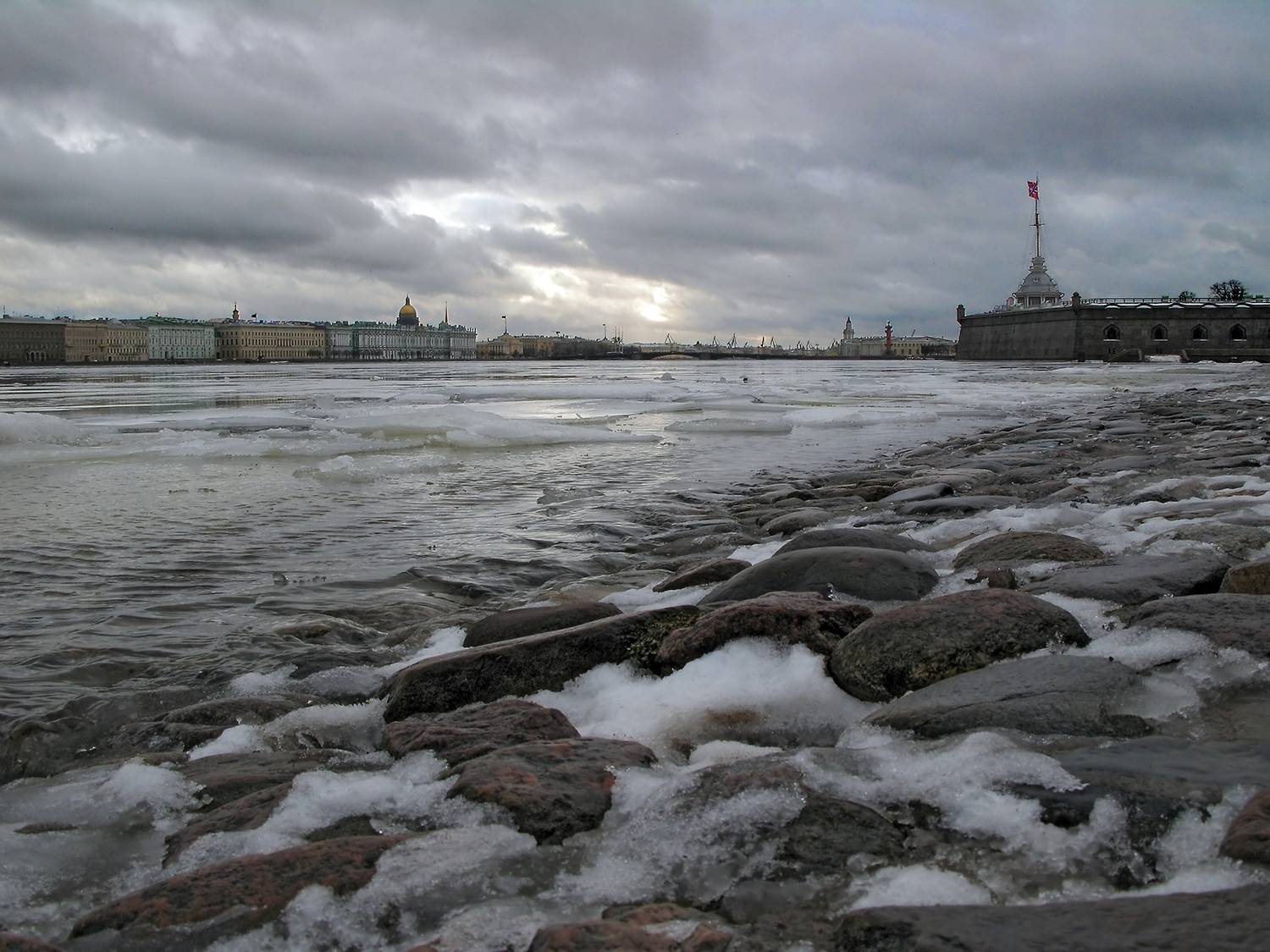 ,  александр михайлов