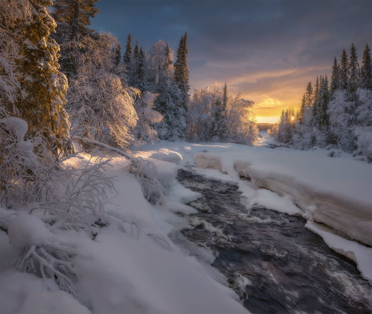 вечер, кольский, снег, река, тучи, освещение, сказка, Сергей Буторин