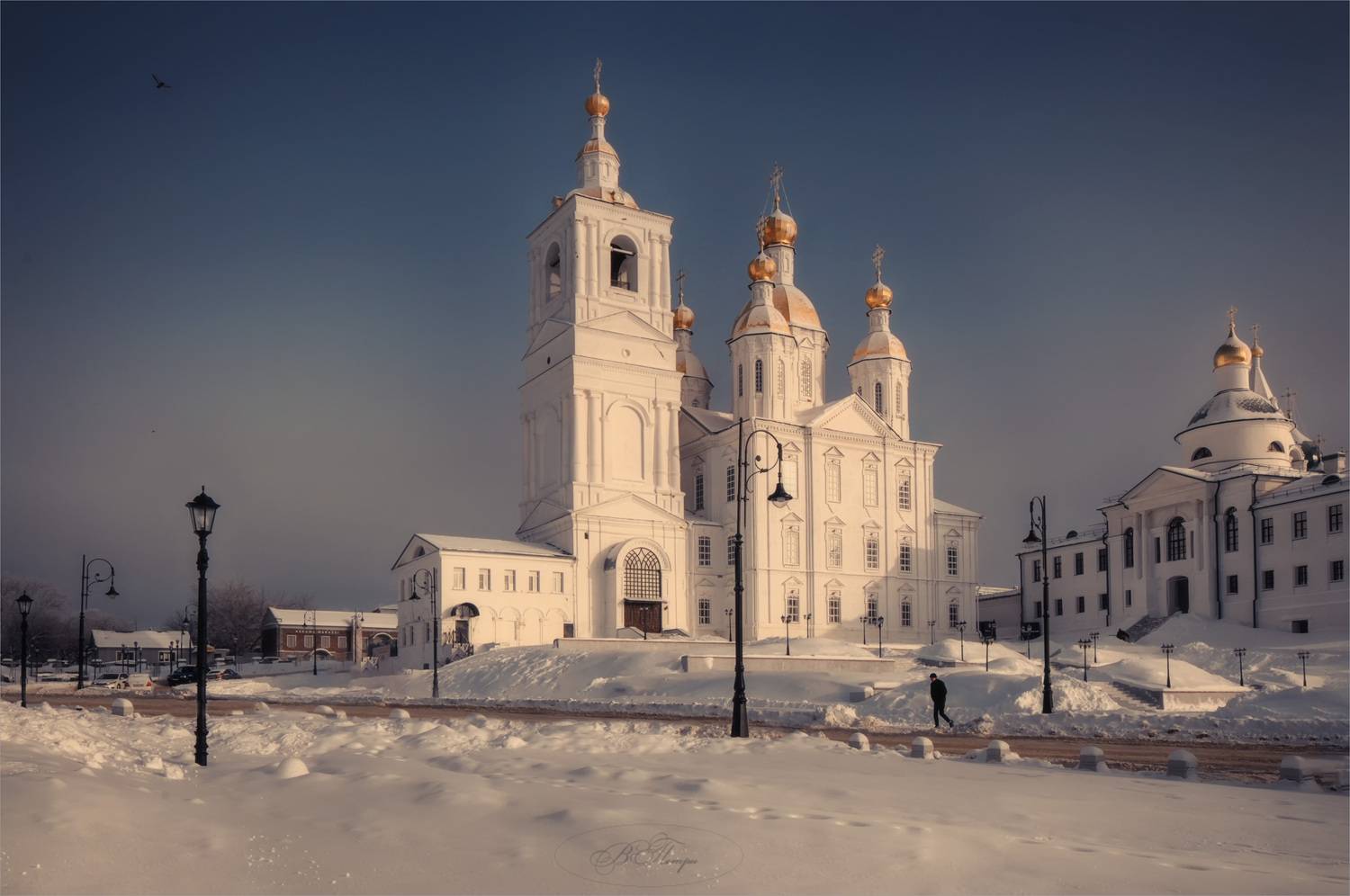 церковь колокольня монастырь человек, Вера Петри