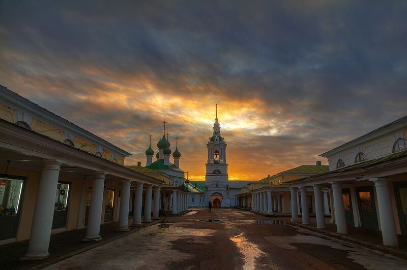 закат, небо, город Сгорало небо в пламени заката... фото превью