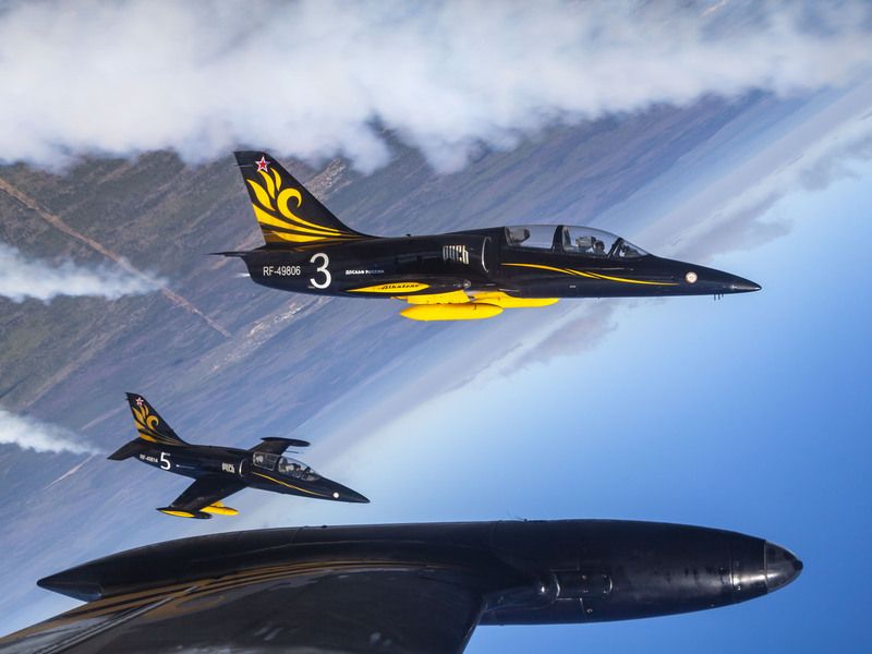 авиация, самолет, Пилотажная группа Русь, Air to Air, Рисуем в небе фото превью