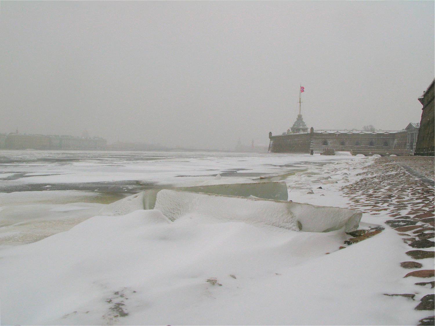 ,  александр михайлов