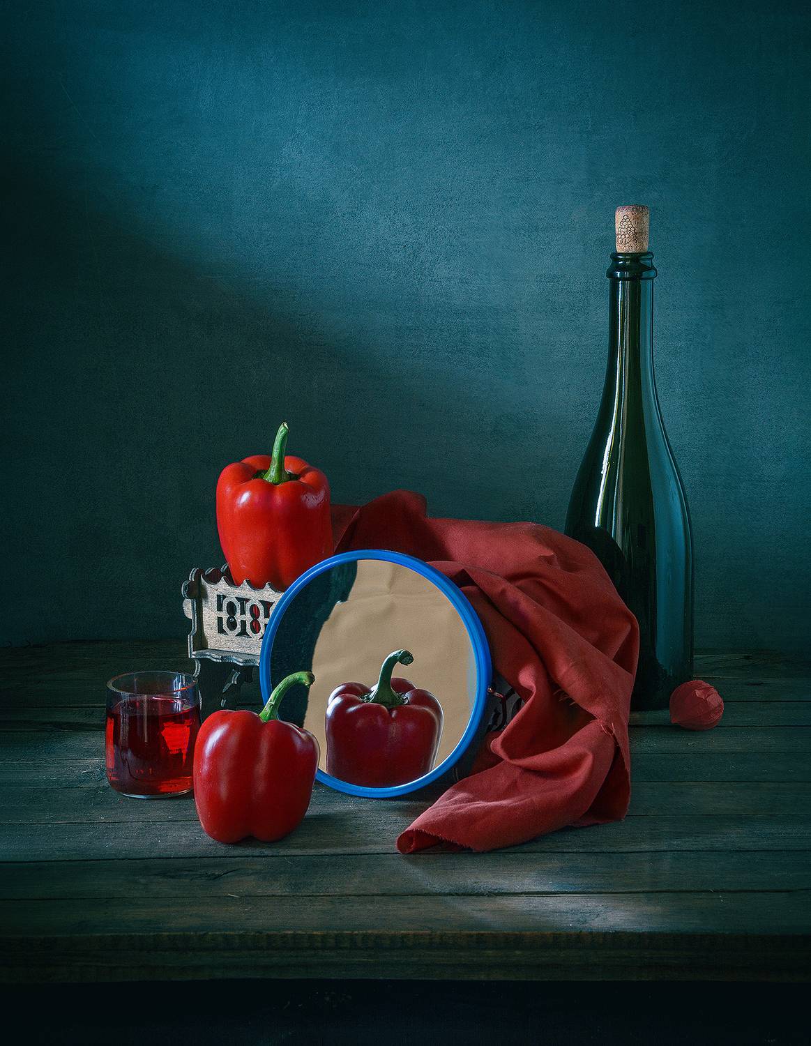 перцы, бутылка, стопка, вино, тряпка, красный, зеркало, отражение, Алексей Бычков