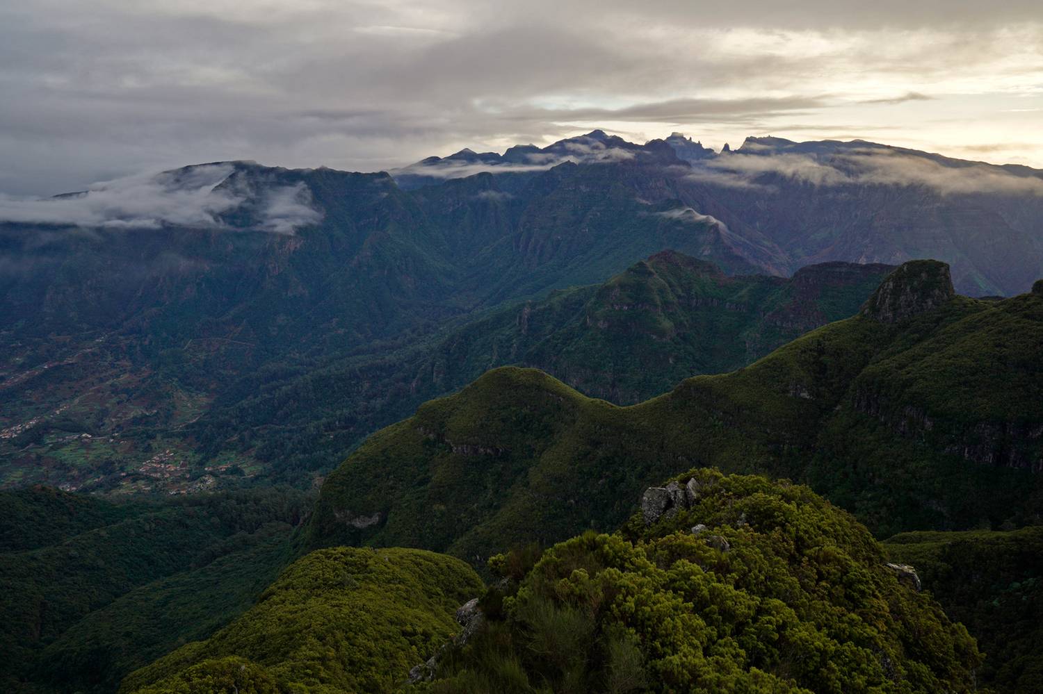 madera, island, peak, mountains , sunrise, clouds , green, Rafal