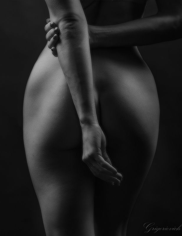 девушка. спина. ниже спины Полина фото превью