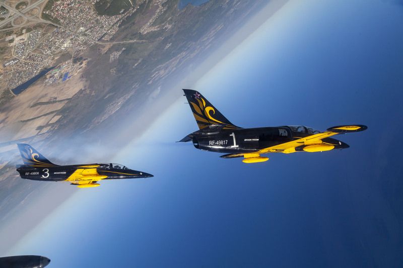 авиация, самолет, Пилотажная группа Русь, Air to Air, Мы самим кружим горизонт! фото превью