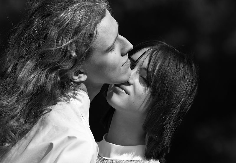 чб фото, двое, уличный портрет, городские картинки Двое фото превью