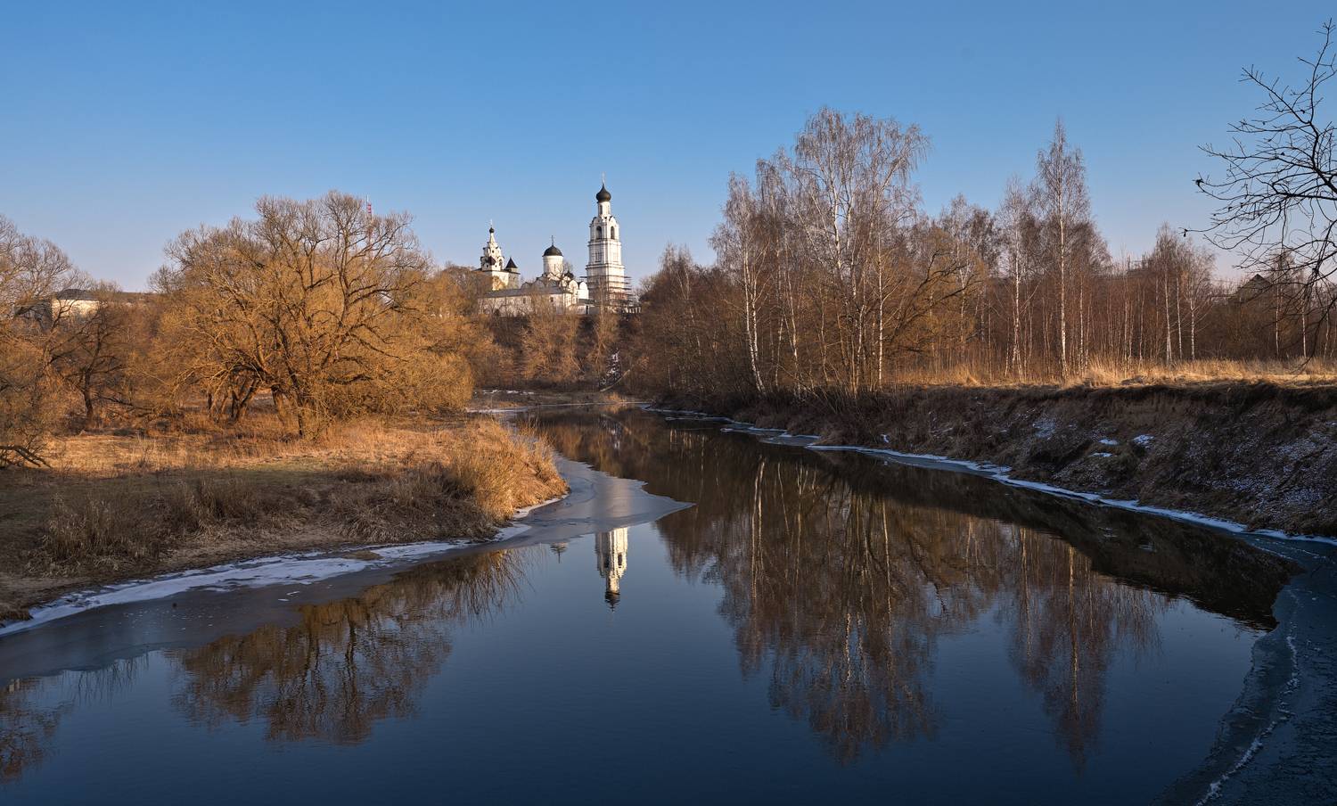 зима,вечер,февраль,река,храм,небо,облака,отражение,свет,лучи, Виталий Полуэктов