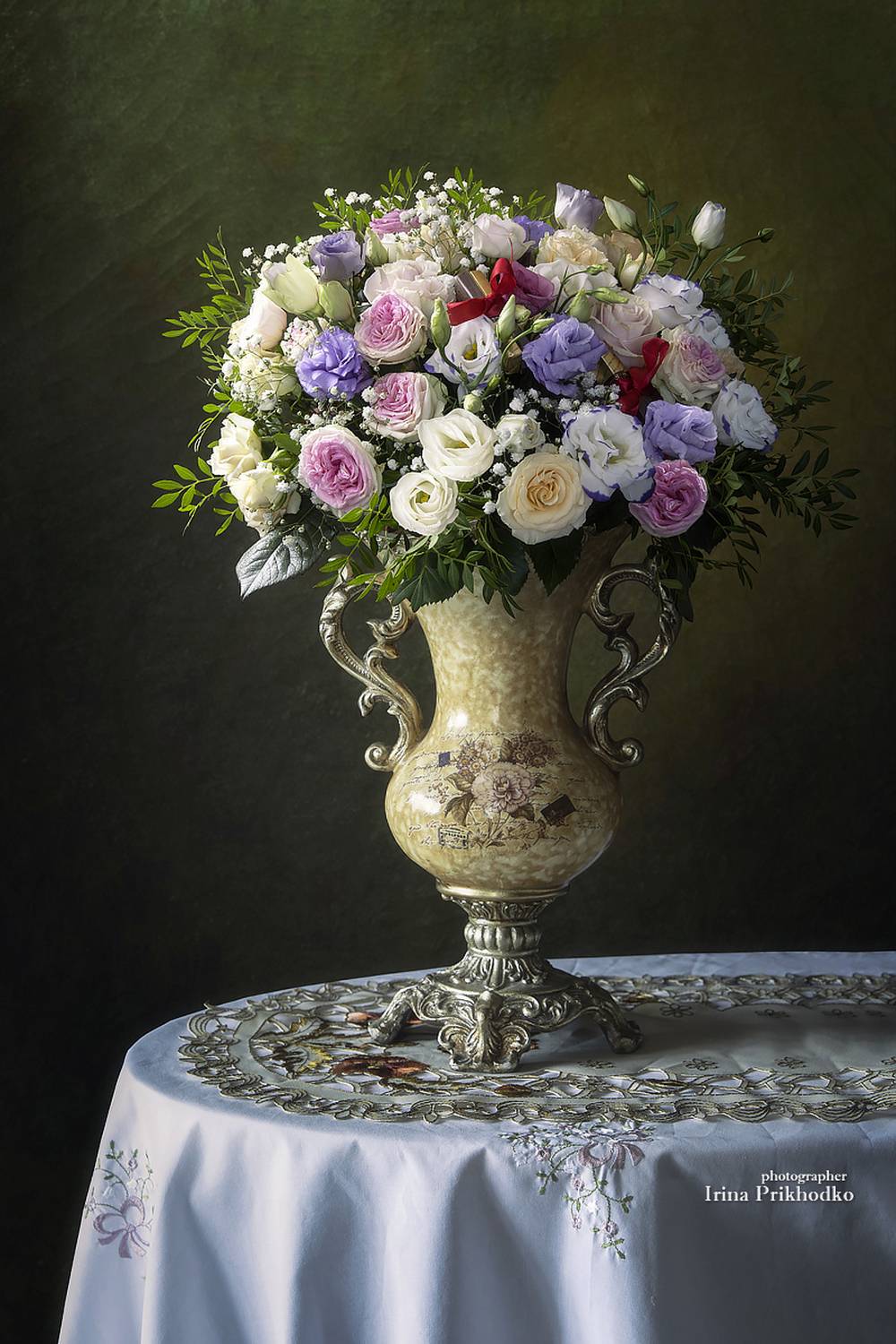 натюрморт, цветы, букеты, розы, эустомы, Приходько Ирина