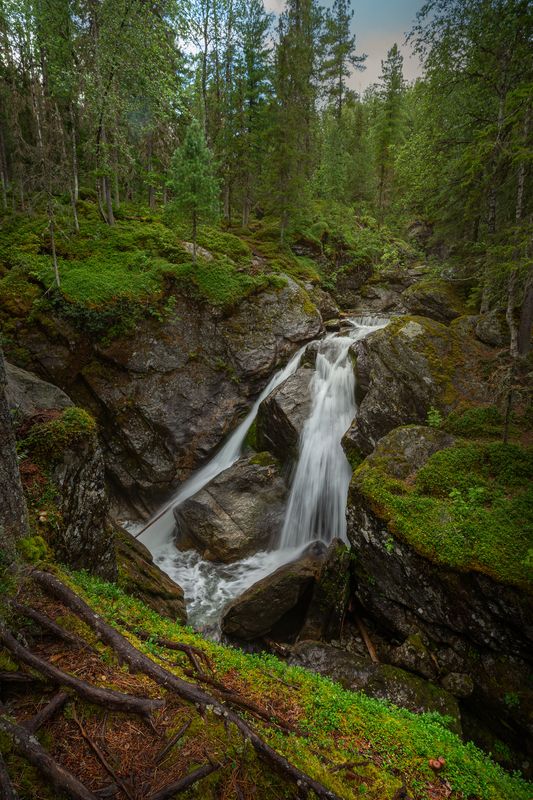 Жигалан, водопады, Пермский край Водопад на р. Жигалан фото превью