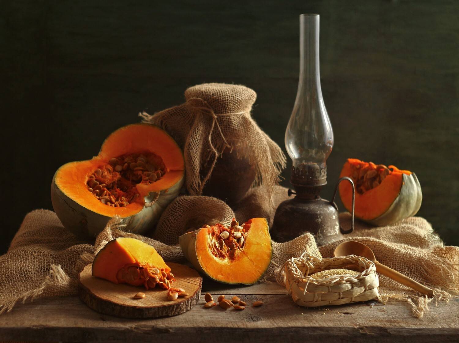 , Людмила Хрусталева*