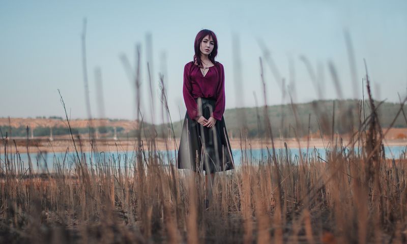 girl, red, portret, hair, leaf, beautiful, lake Евгения фото превью