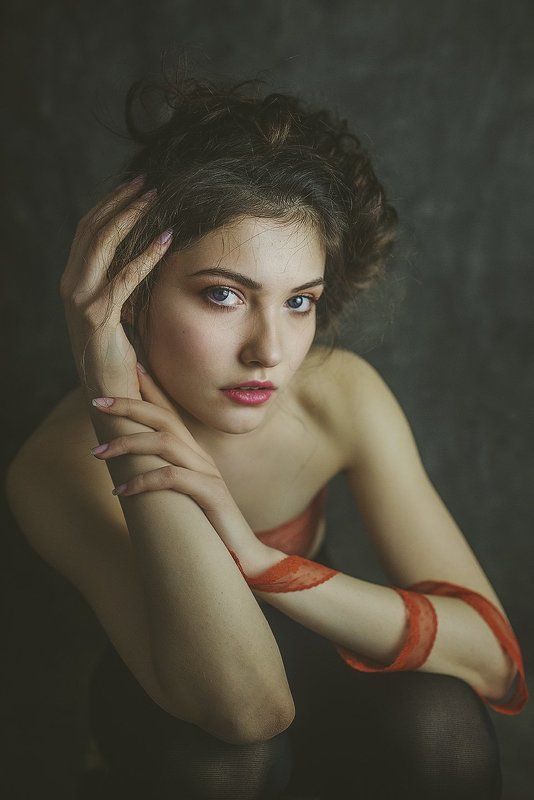 SHE фото превью