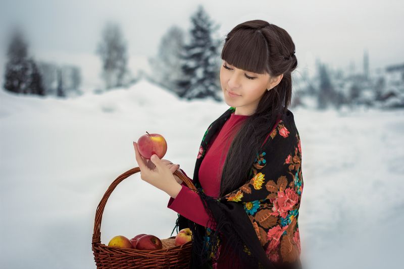 girl, snow, apple, whinter, red, hair, beauty  фото превью