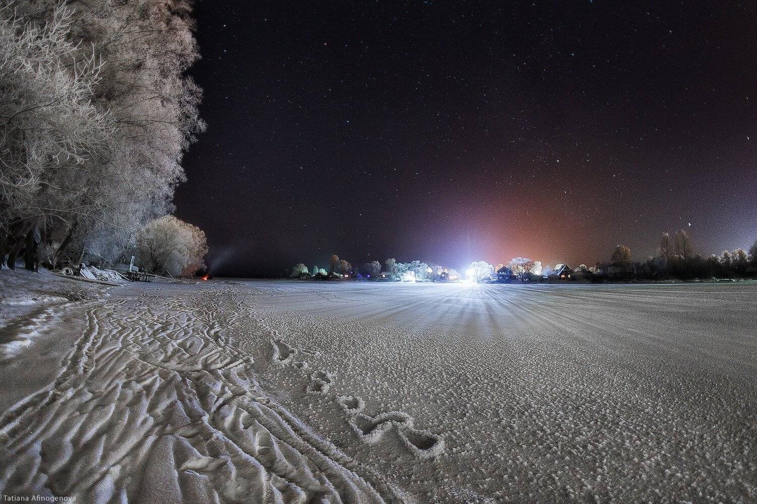 ночь, зима, снег, мороз, река, волга, лед, свет, берег, иней, следы, звезды, Татьяна Афиногенова