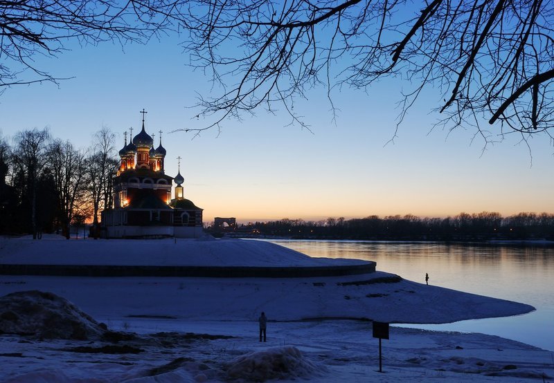 Углич. Март. фото превью