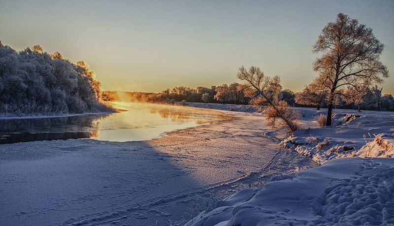 Рассвет на реке фото превью