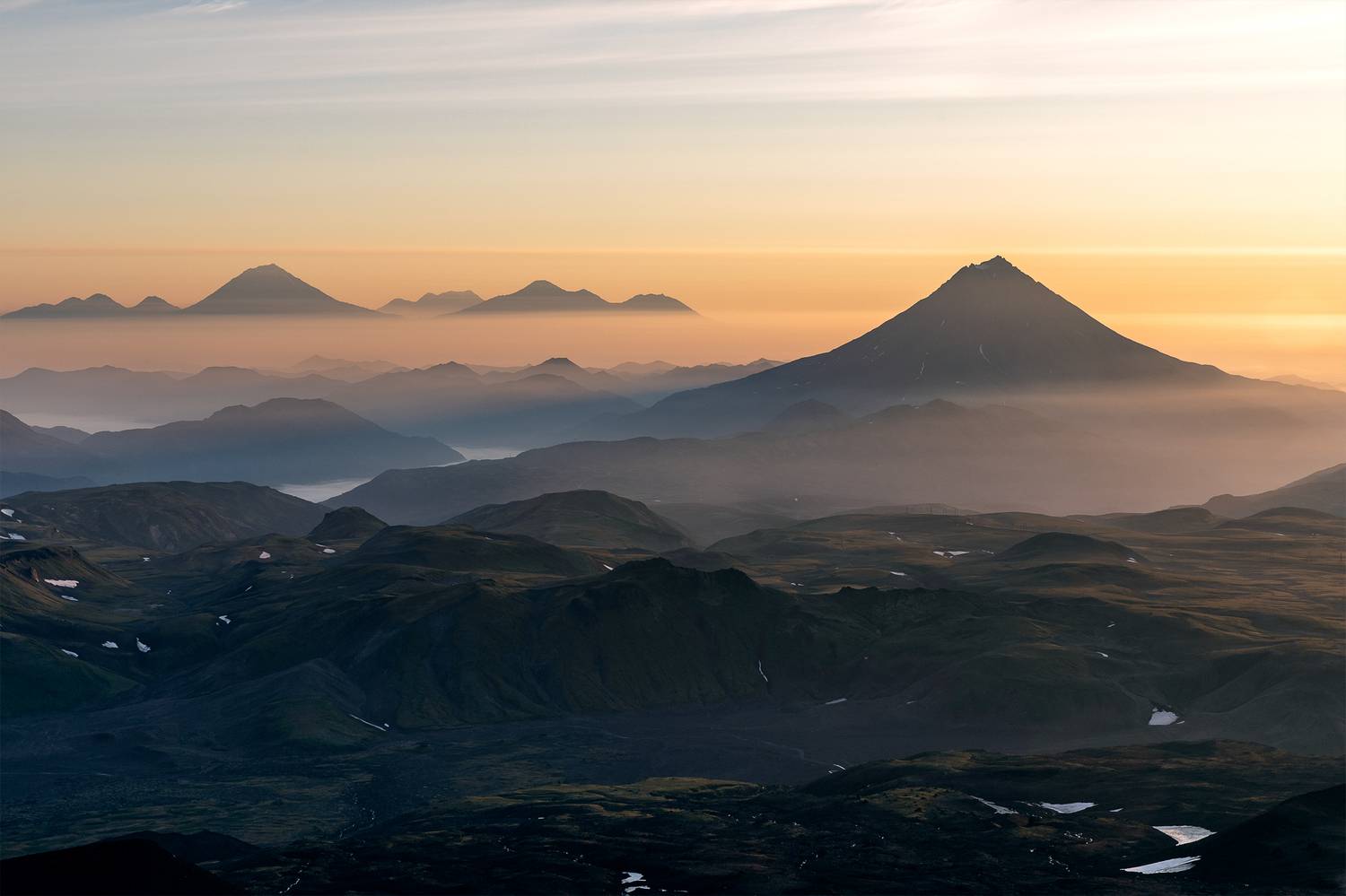 корякский, камчатка, авачинский, вулканы, рассвет, kamchatka, горелый, туман, велючинский, Александр Телешов