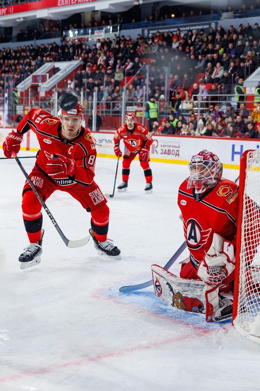 хоккей, автомобилист, спорт, спортивный фотограф, hockey, khl  Под пристальным взором фото превью