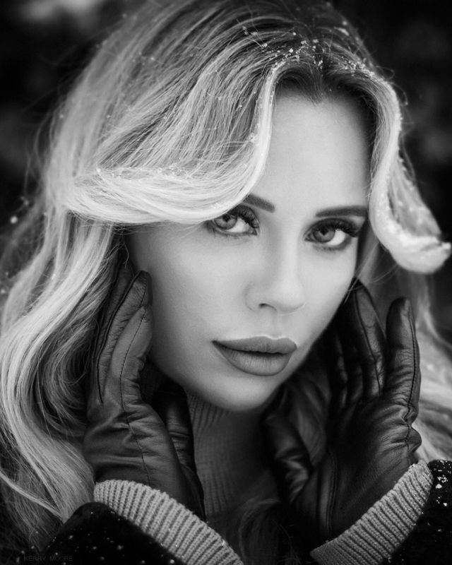 portrait, beauty, girl, model, eyes, woman, winter, glamour, style, fashion, face, black and white, monochrome, light Olga фото превью