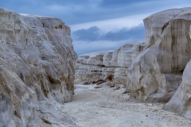 Айракты, Бозжира, Кокосем, Кокесем, Казахстан, Мангистау, Каньон, Тузбаир, отражение, Клыки, Корабль, Бокты, Лензбол, Арка, Закат, рассвет, день, пейзаж, долина шаров, яйца динозавров, Шергала, Тетис, Тирамису, Устюрт, Национальный парк, нацпарк, тучи, об Белый каньон фото превью