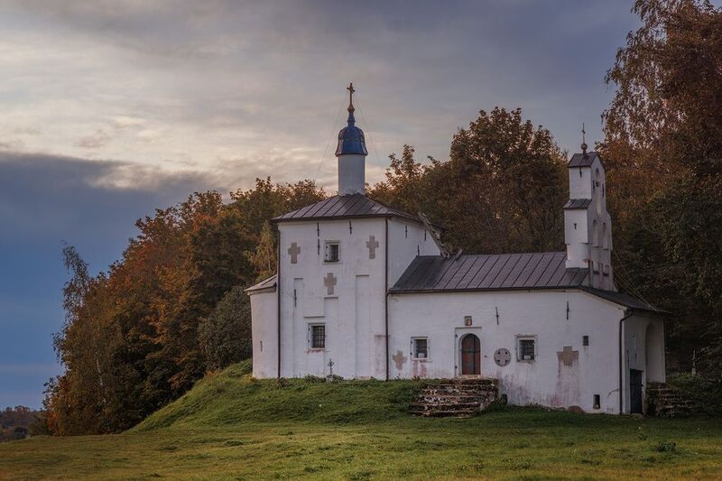 Церковь Николая Чудотворца на Труворовом городище фото превью