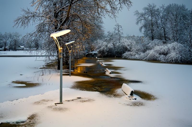 Потоп в городском парке фото превью