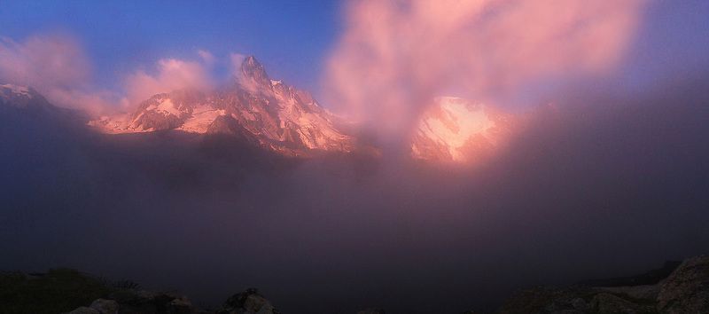 Кавкакз , утро. солнце, туман Ущелье Адыл Су фото превью