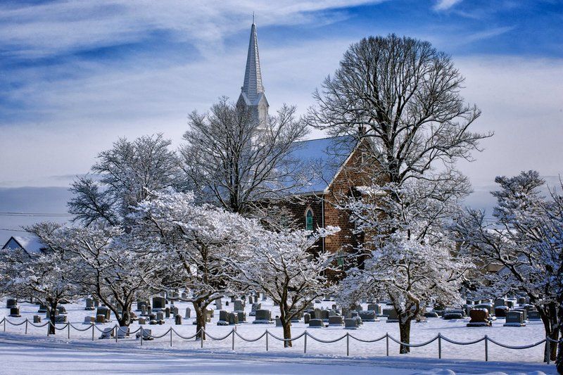 Church in Snow фото превью